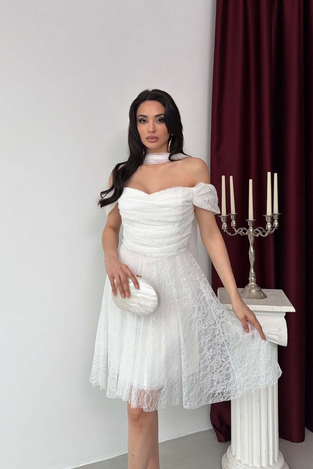 White Shoulder Scarf Detailed Lace Fabric Short Evening Dress