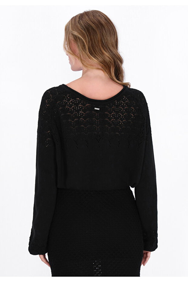 Sweater - 4