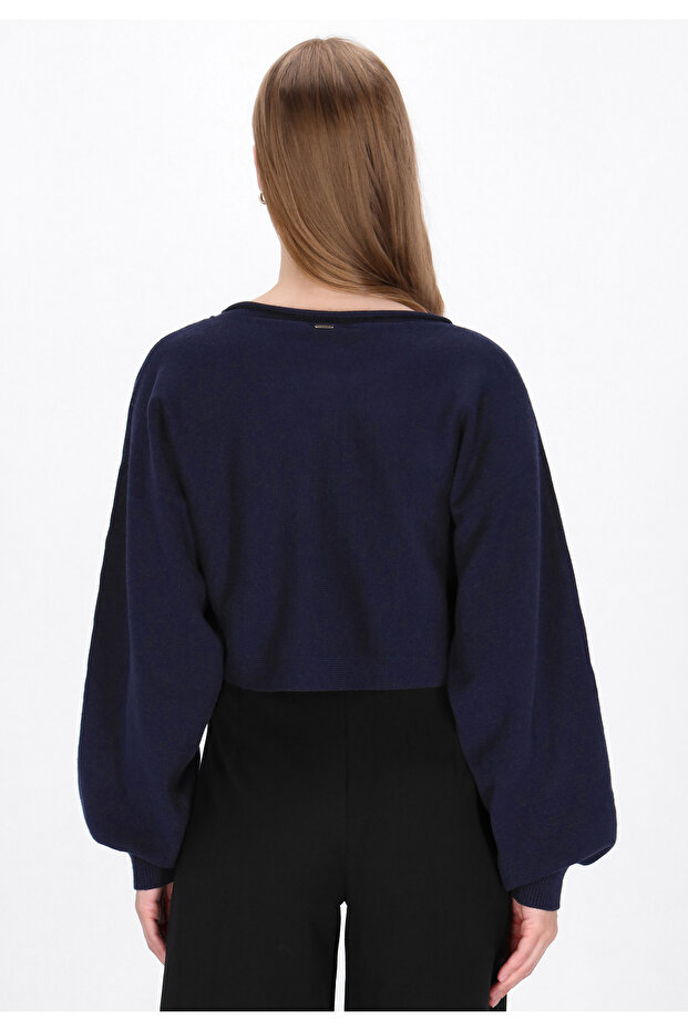Sweater - 4