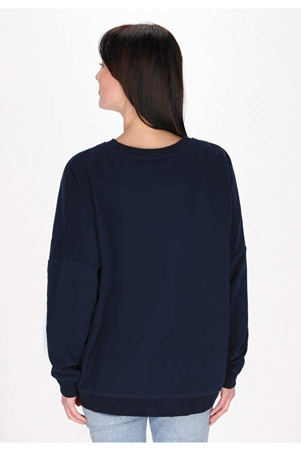 Sweatshirt - 4