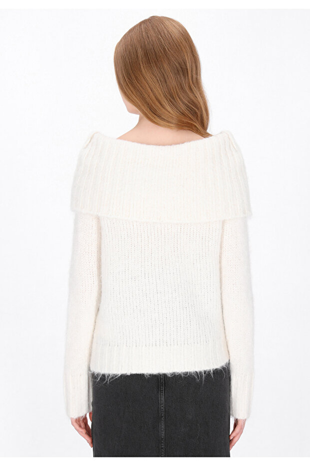 Sweater - 4