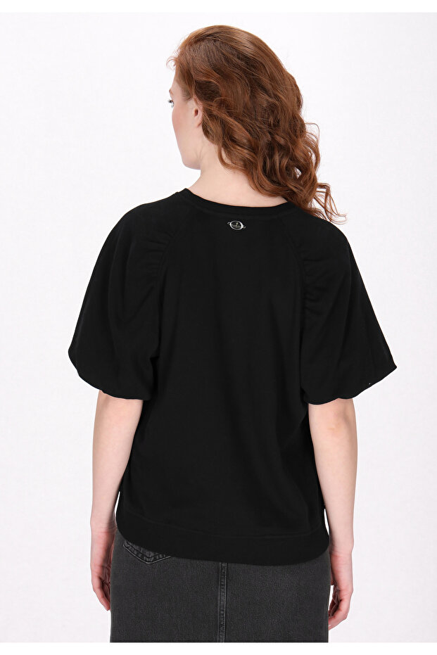 Sweatshirt - 4