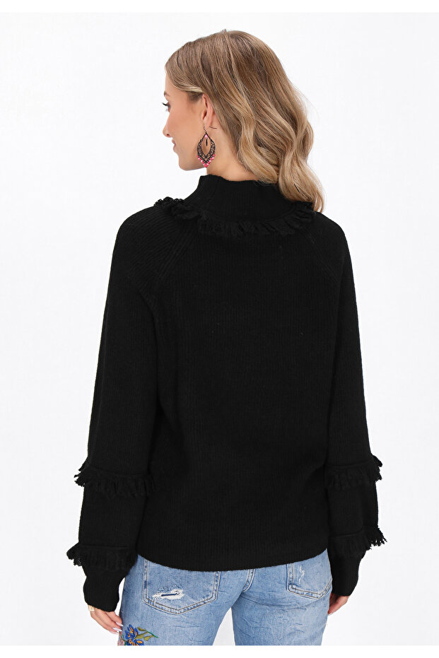 Sweater - 4