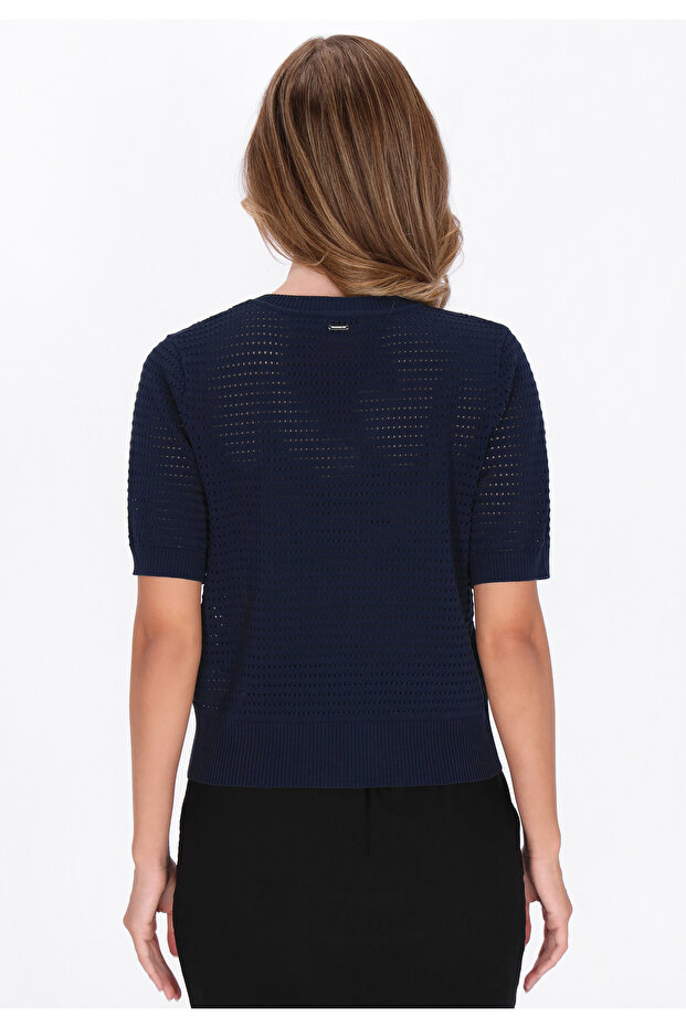 Sweater - 4