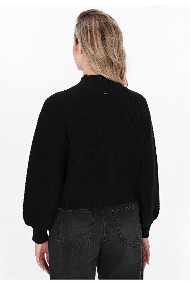 Sweater - 4