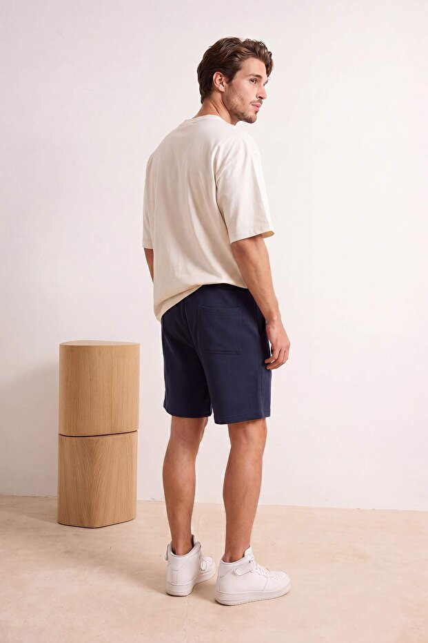 Lacivert Regular Fit Parça Dikişli Örme Şort & Bermuda TMNSS26SR00020 - 4