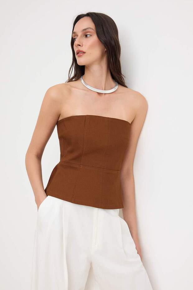 Kahverengi Dikiş Detaylı Peplum Gabardin Dokuma Bluz TWOSS26BZ00448 - 1