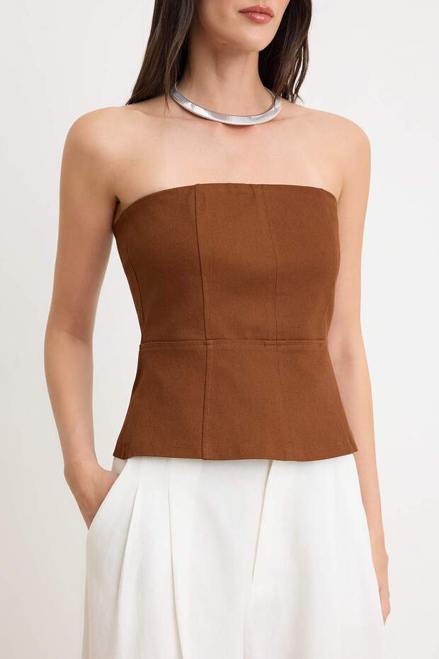 Kahverengi Dikiş Detaylı Peplum Gabardin Dokuma Bluz TWOSS26BZ00448 - 3
