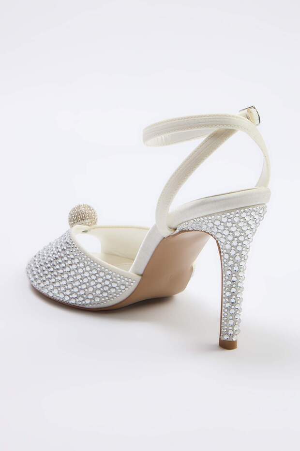 Bridal Beyaz Taş Detaylı Kadın 9,5 cm Klasik Topuklu Ayakkabı TAKSS26TO00073 - 5