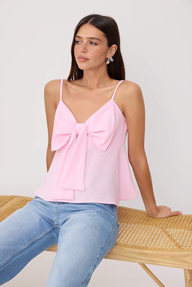 Pembe Keten Görünümlü Fiyonk Detaylı Askılı Dokuma Alt&Üst Bluz TWOSS25BZ00249 - 2