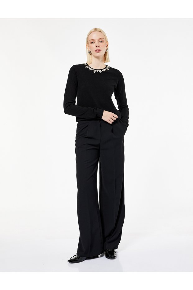 Long Sleeve Crew Neck Stone Knit Sweater