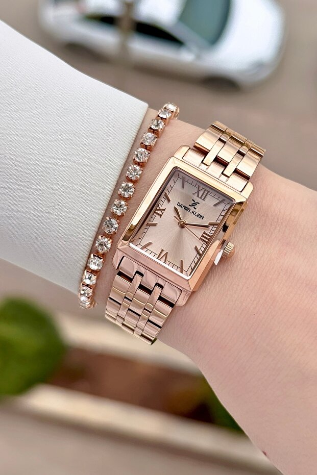 Bronze Color 2 Year Warranty 22 mm Women's Wristwatch