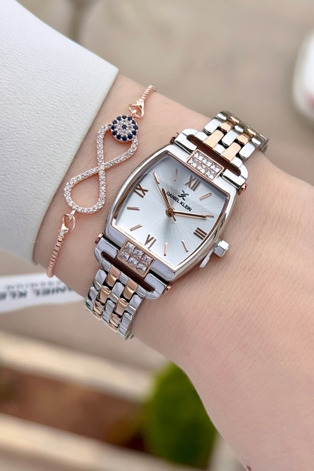 Bronze Metallic Color 2 Years Warranty 24 mm Women's Wristwatch with Gift Packaging