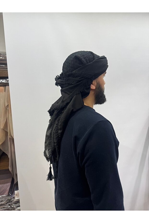 الكوفية الملونة