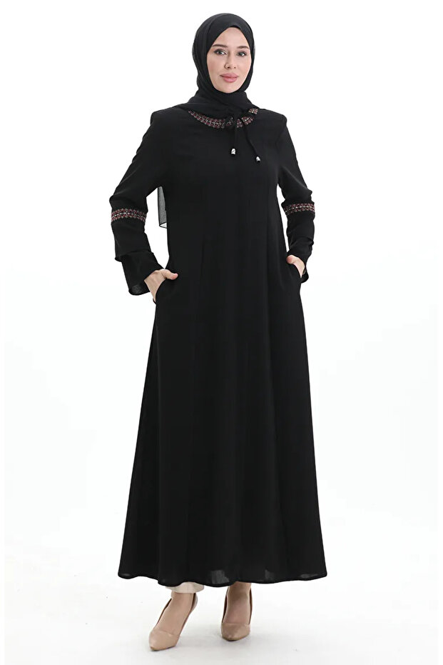 Large Size Hidden Zipper Embroidered Ferace 6193-01 Black