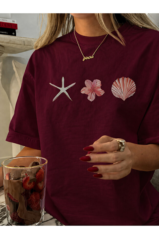Oyster Shells Printed Women's Oversize Tee / T-Shirt