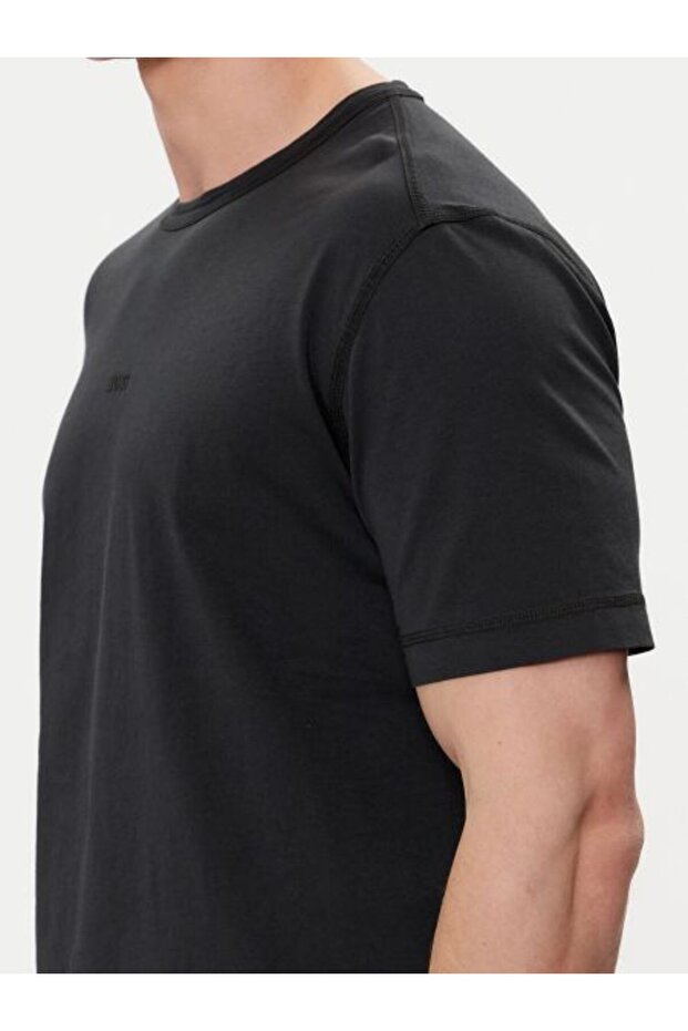 T-SHIRT - 4
