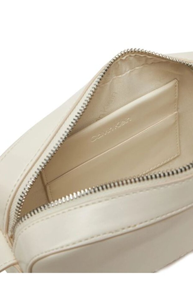 EMBOSSED LOGO CAMERA BAG - 3
