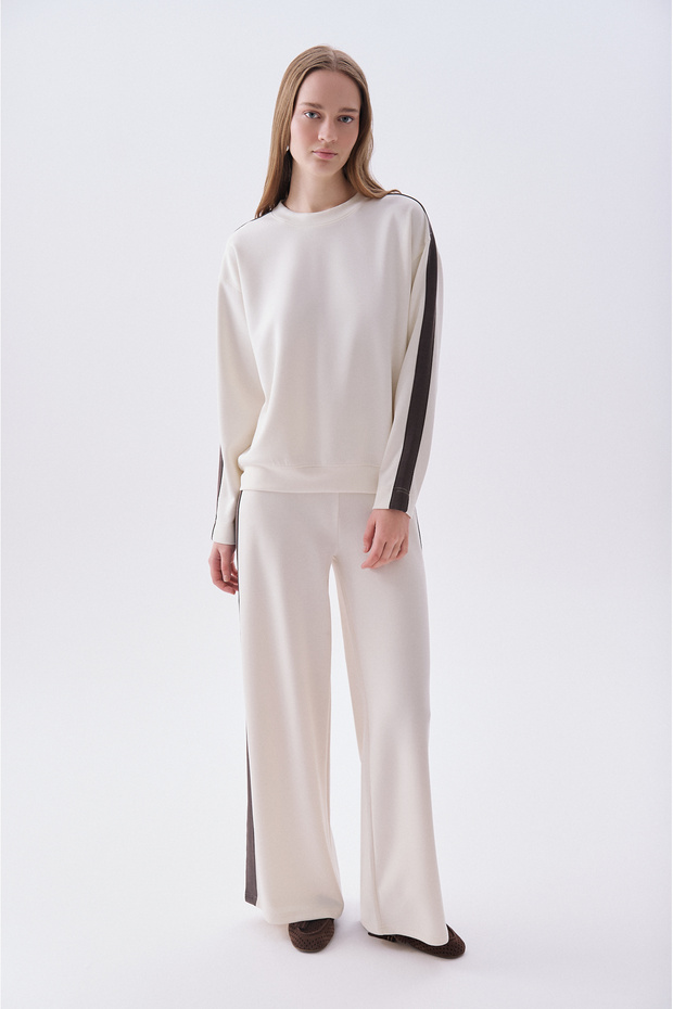 Women's Ecru Modal Blend Straight Fit Pants with Elastic Waist