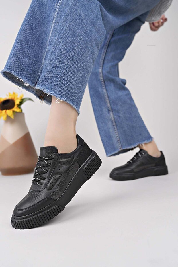 Comfo 100 Black Genuine Soft Leather Women's Sneakers