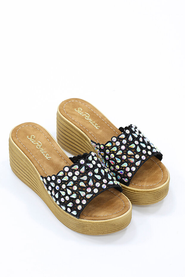 Sup 2004 Stone Detailed Padded Sole Slippers