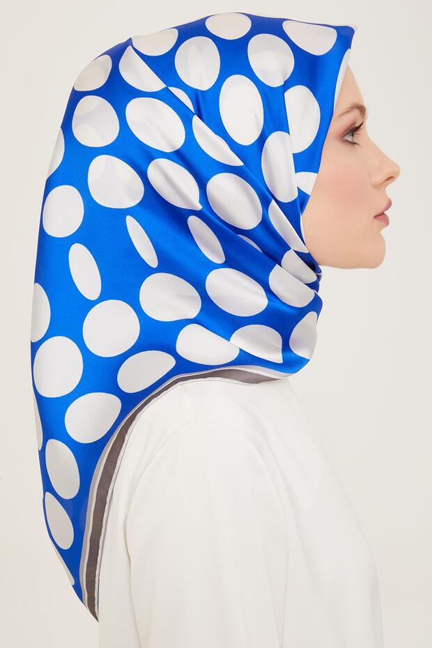 وشاح حريري - 9156D-85 - تيفيل