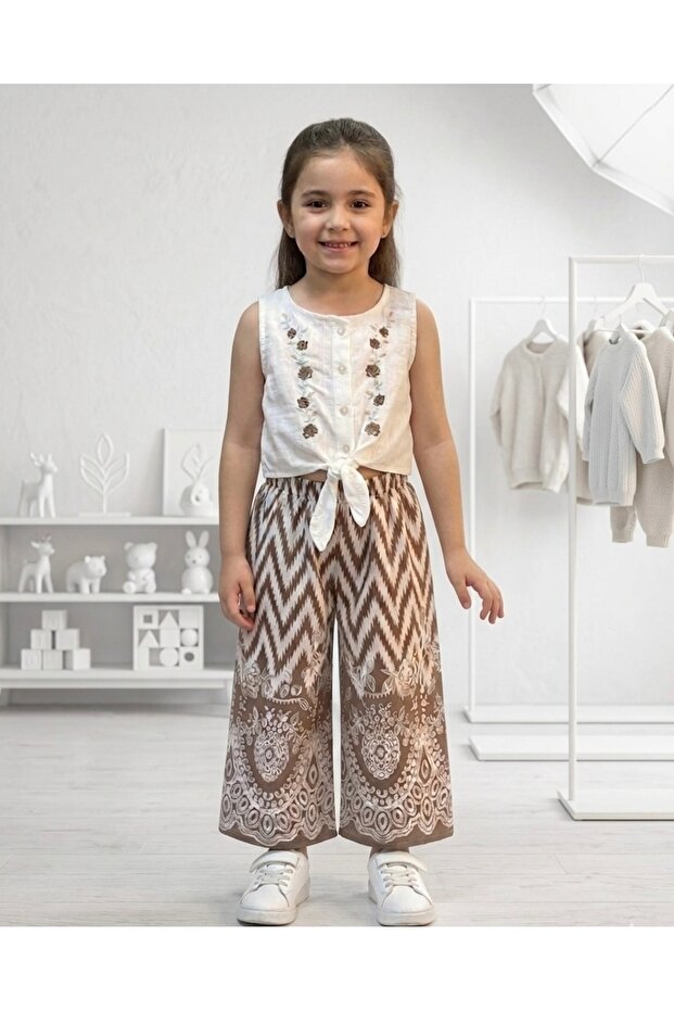 Girl's linen summer holiday crop top and bottom casual set