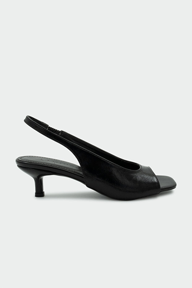 Maggie Classic Women's Black Heeled Shoes