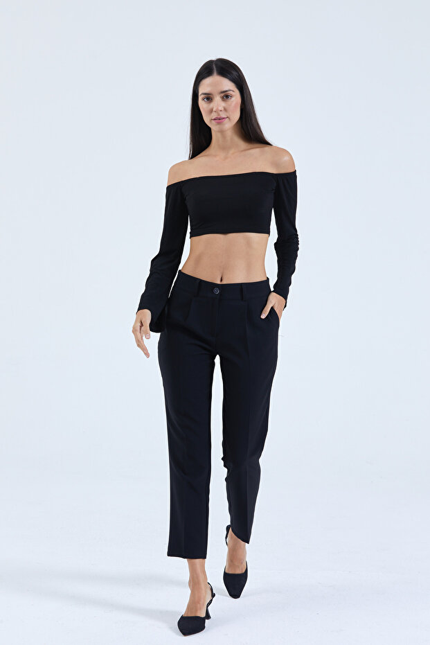 High-Waisted Straight-Leg Woven Pants with Belt for a Fitted Look