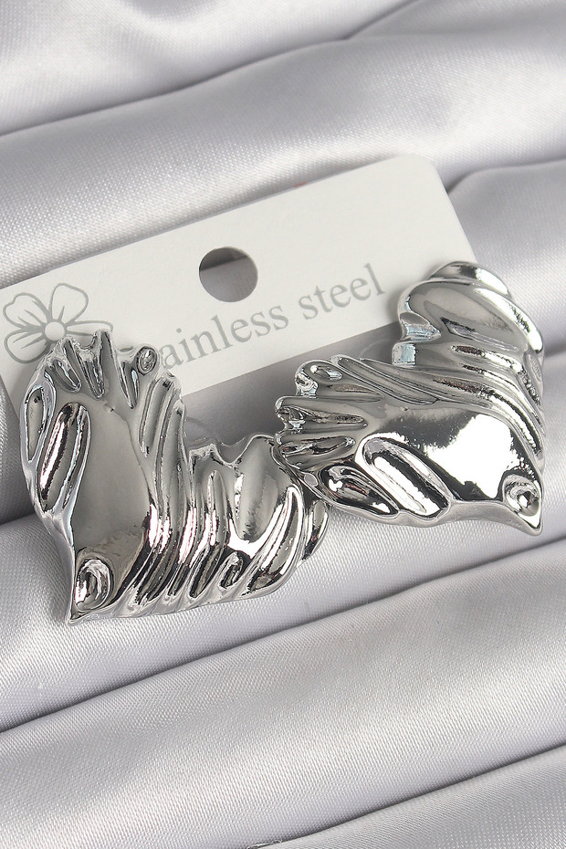 Brass Silver Color Embroidered Heart Model Women's Earrings