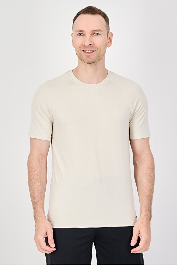 Men Sportswear Fit Short Sleeve Training T-Shirt, Beige