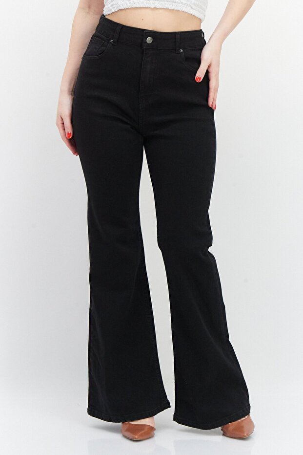 Women Regular Fit Flare Leg Stretchable Jeans, Black