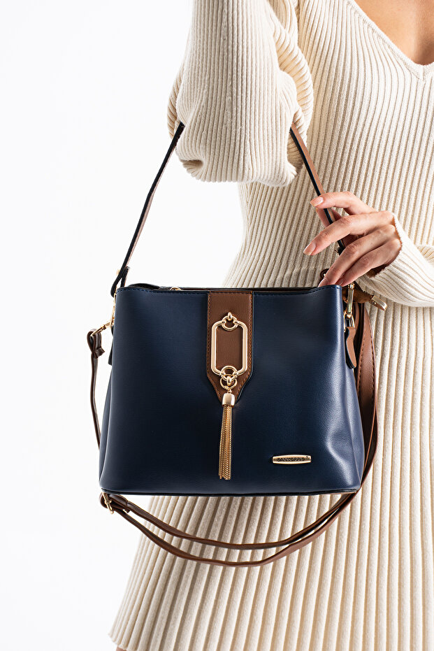 Sanmorris Quality Gold Accessory Detailed 3-Compartment Shoulder and Crossbody Bag (Height 19 cm Width: 23 cm)
