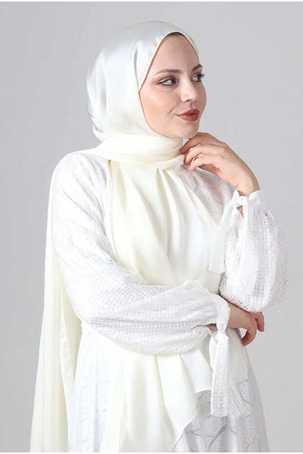 كومو ساتان شال V-79