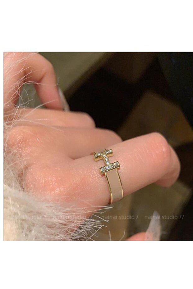 2 resizable Vintage Letter H Ring Enamel Shining Drip Oil Zircon High-end Temperament Design Sense N