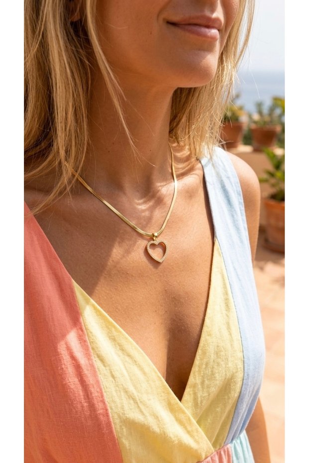 Steel Necklace with Tarnish Resistant Antiallergic Heart Figure (2 YEARS IMPORTER GUARANTEE)