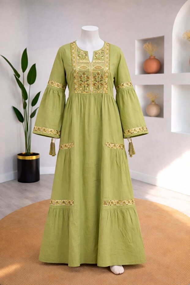 عبايات استقبال مطرزه