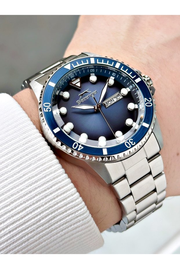 Silver-Navy Blue Color Steel Band Steel Case Men's Wristwatch with Calendar 2544Mr