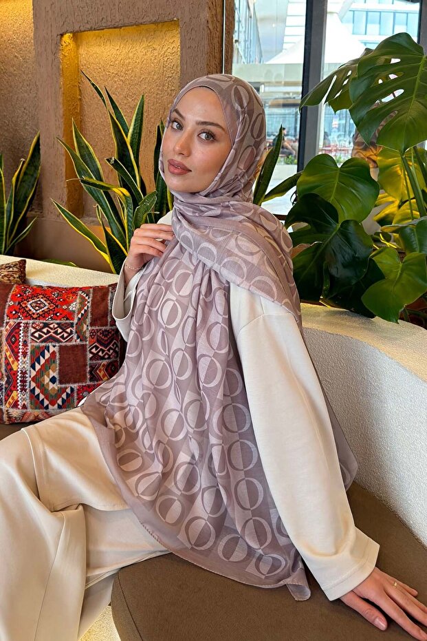 Halka Desen Ferah Shawl in Mink Color