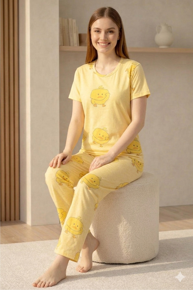 Printed Chick Pattern Pajama Set Patterned Top and Bottom Set - 1