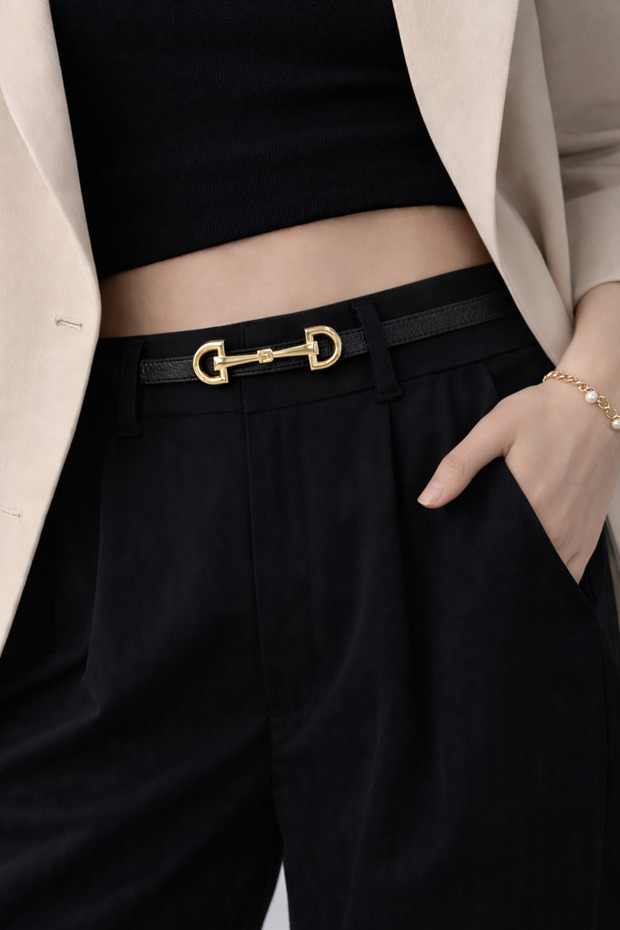 حزام نسائي رفيع من Imperio Gold D Buckle ذو وجهين باللونين الأسود والبني