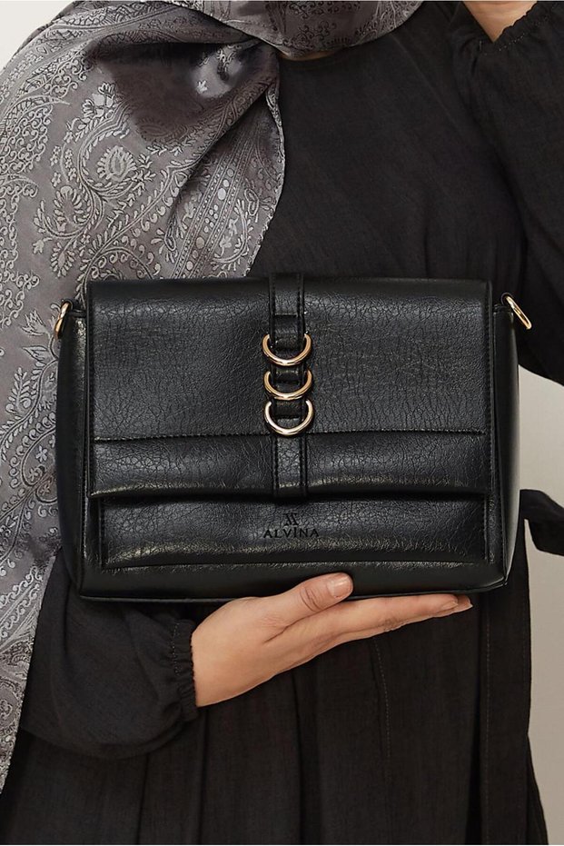 Ring-Detail Faux Leather Bag 4032