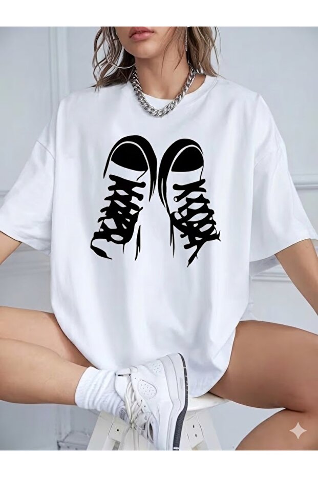 Women's Plus Size Cnvrs Printed Oversize T-Shirt Casual Boyfirend