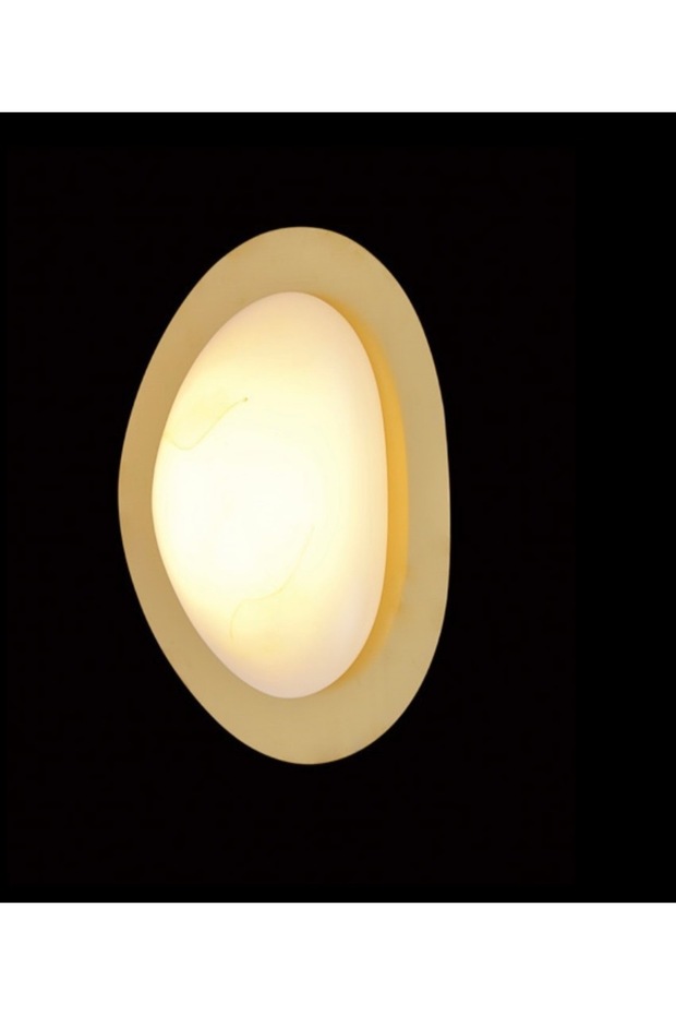 شمعدان رخامي بإضاءة LED