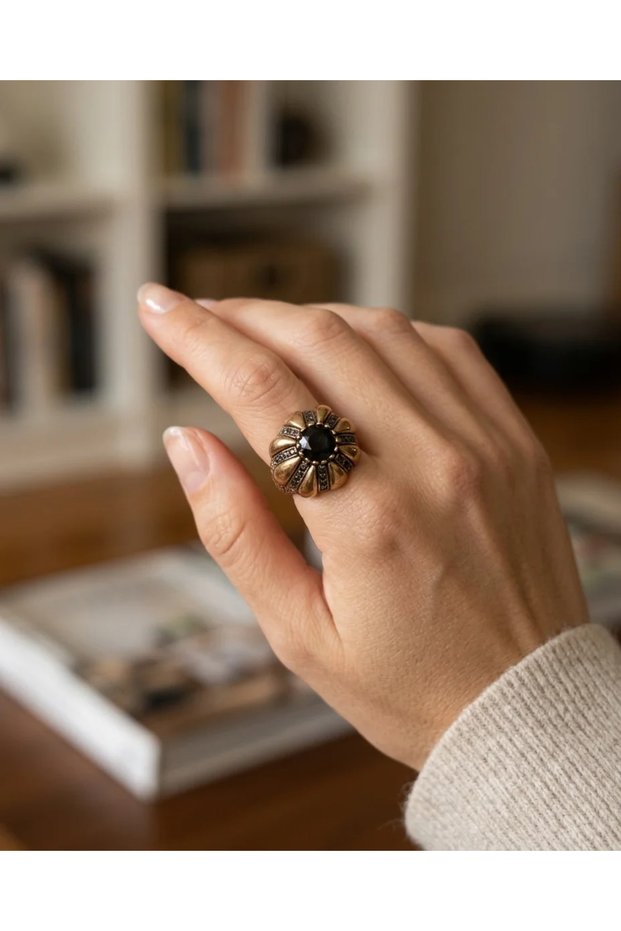 Vintage Women's Ring Bronze Authentic Jewelry Navy Blue Crystal Stone Pomegranate Model Abundance Symbol Adjustable