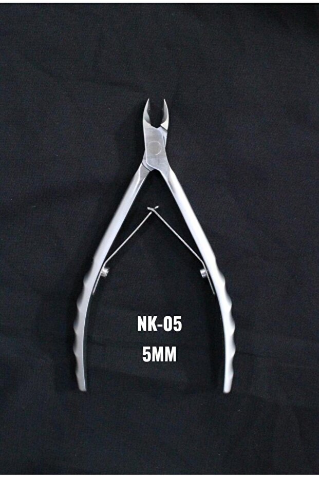 Ultra Sharp Stainless Steel Cuticle Nipper 5mm