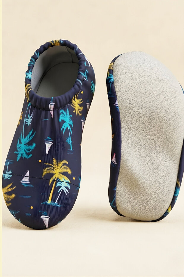 Boys' Sea Shoes/Boots Size 18-32 12629B