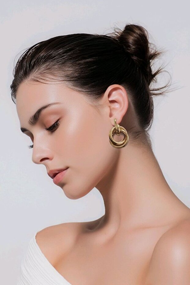 Figured Gold Yellow Color Special Design Earrings