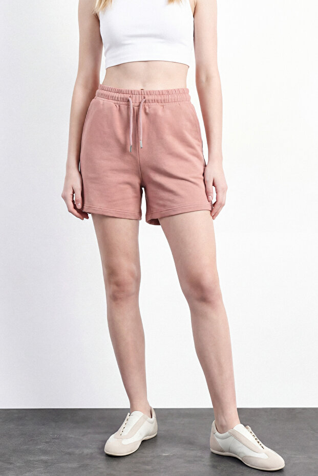 Two-Thread Lycra High-Waisted Comfortable Cut Shorts