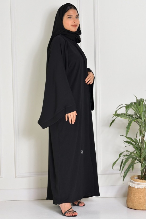 عباية إماراتي زوم كوري